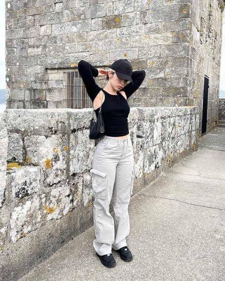 Rebeca Stones model high quality picture