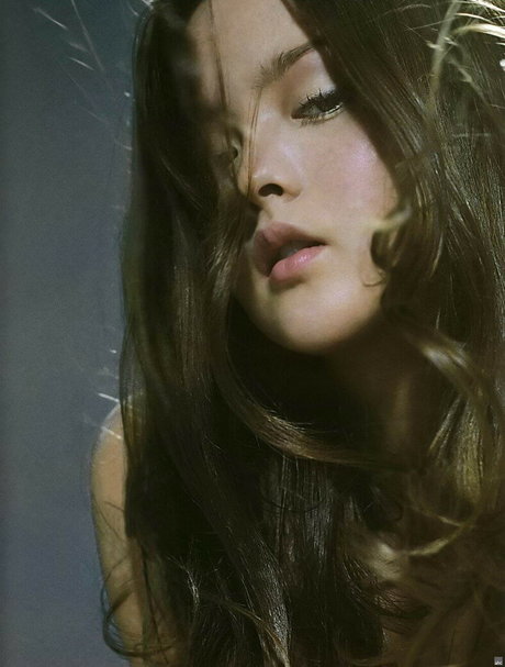 Devon Aoki star art archive