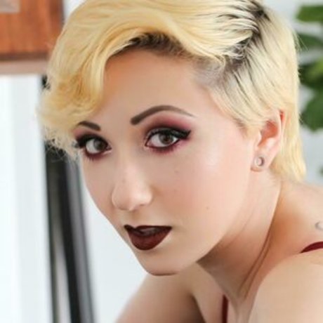 Caffeine nude pornstar photos