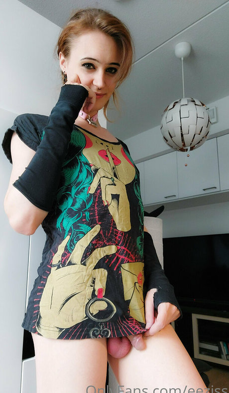 eeziss model porn pic