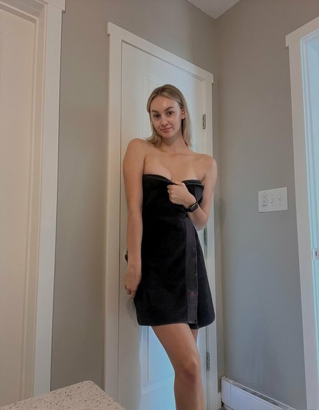 lexistarfree art model img