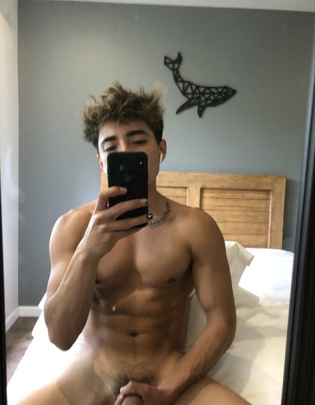 aedanvip star top photo