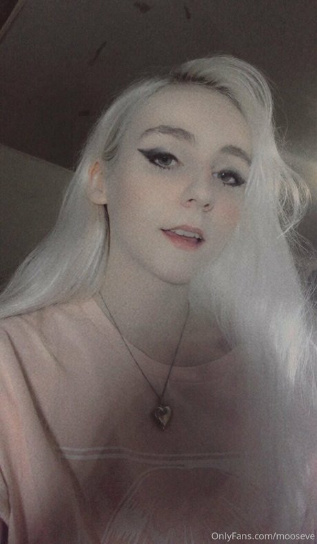 mooseve star top pictures