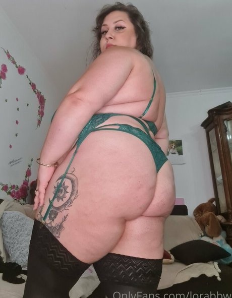 lorabbw exclusive star photos