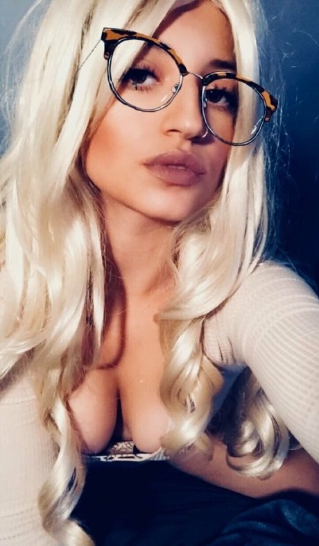 gamerwillow model beautiful pic