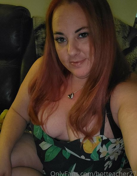 hotteacher27 nudes model picture
