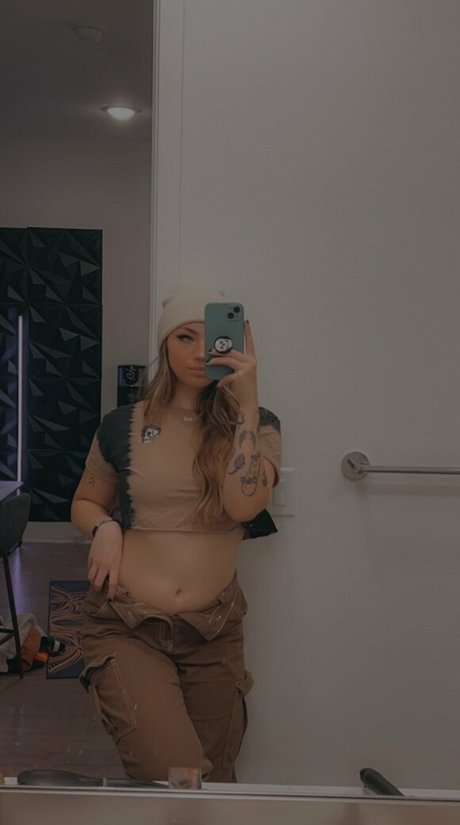 BaileyGoat model photos