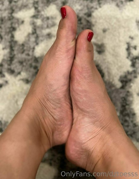 dztoesss sexy actress pics