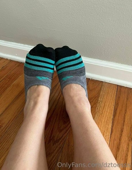 dztoesss model exclusive images