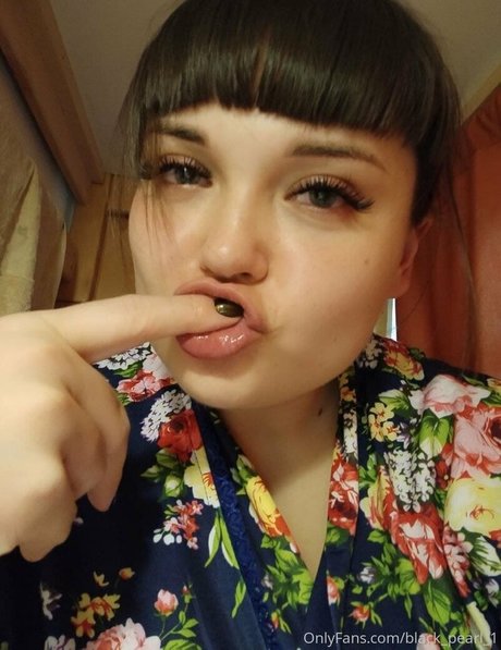 pearl black perfect actress picture