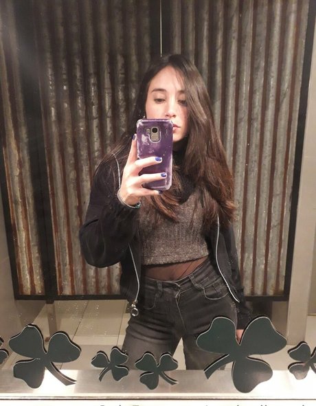 venuxina model sex galleries