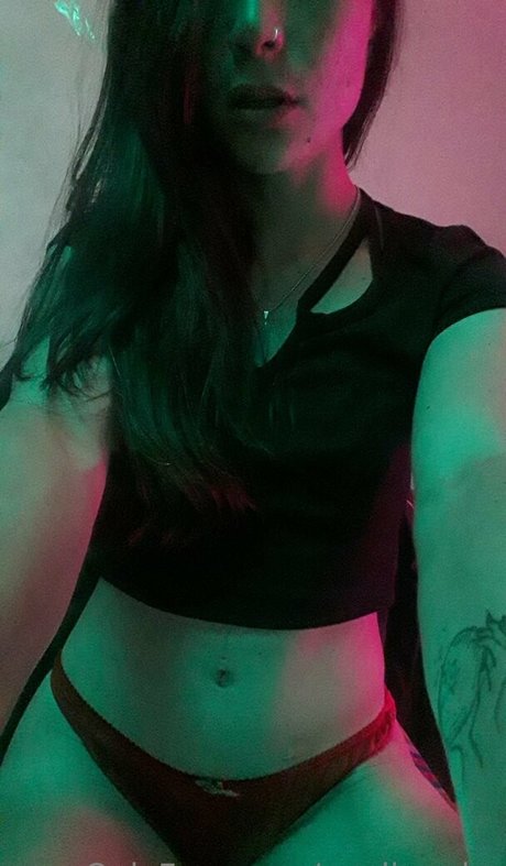 venuxina high quality model pictures