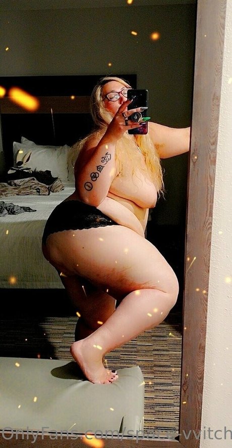 spacevvitch666 erotic actress archive