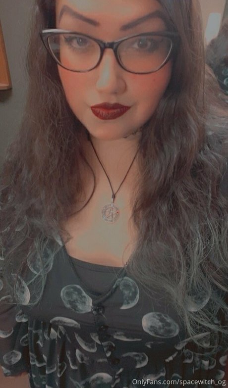 spacevvitch666 erotic star photo