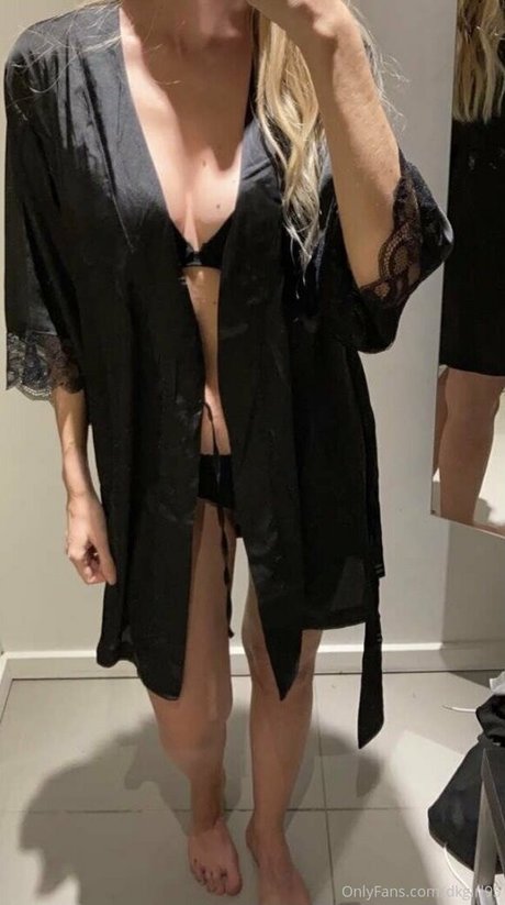 dkgirl95 star beautiful pic