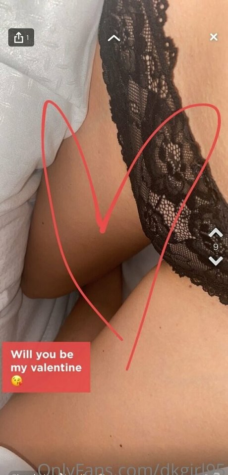 dkgirl95 exclusive model images