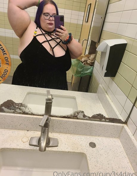 petite redhead onlyfans beautiful photos