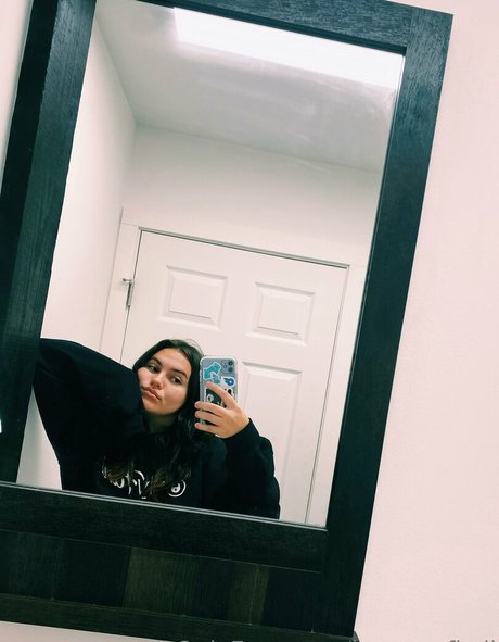 brycesgfkali hot actress pics