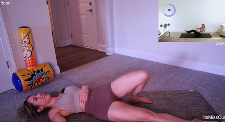 itsmisscurly nudes star img