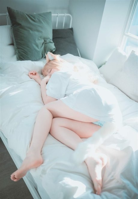 lovy yeri star hot galleries