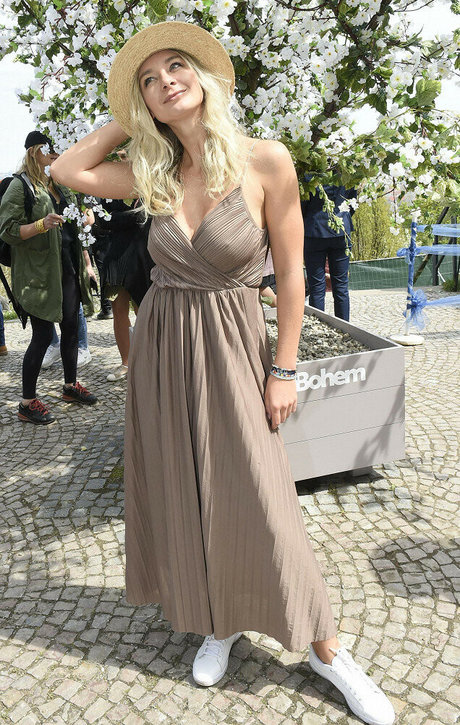 Barbora Mottlova model top archive