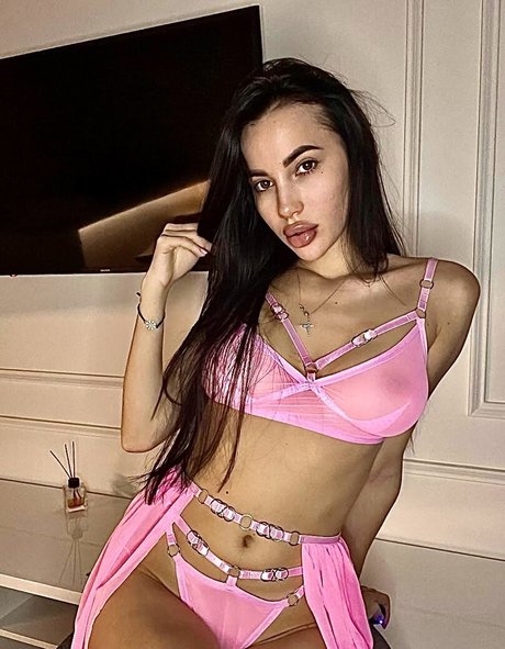 Nadinnadi nudes model archive