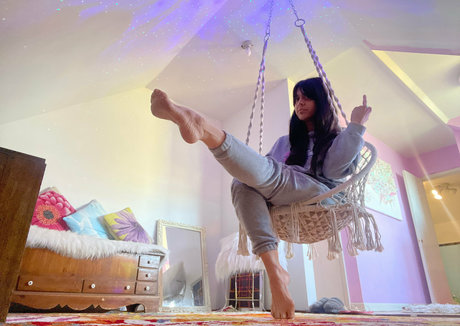 leahsprettyfeet pornstar art pics