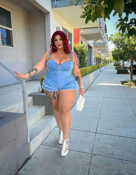 shebestephanie model erotic photo