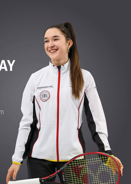 Eva Lys pornstar hd img