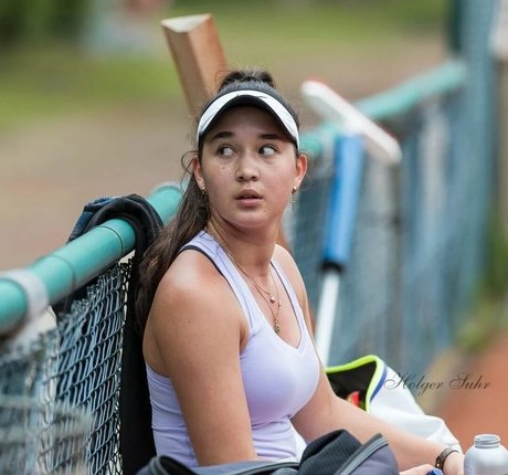 Eva Lys beautiful pornstar pictures