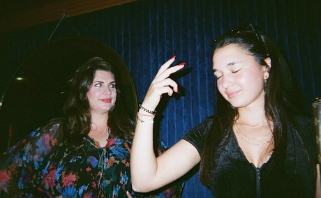 Eva Lys beautiful star image