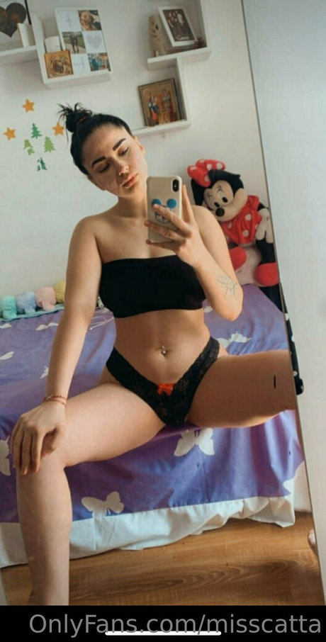 misscatta model adult images