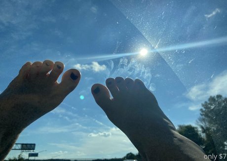 goddessvalentinaaa beautiful model pics