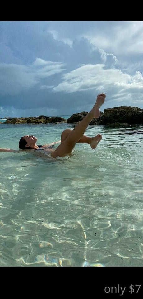 goddessvalentinaaa free actress gallery