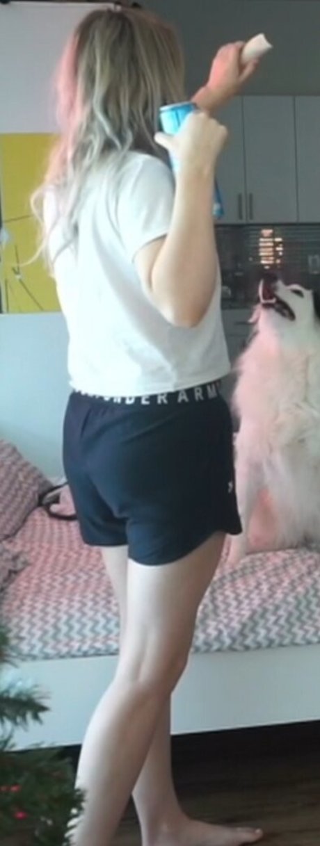 emilycc star exclusive pic