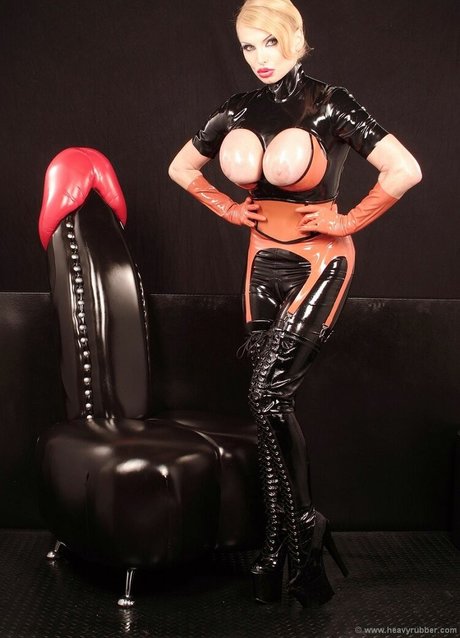 Latex Fetish naked actress pics