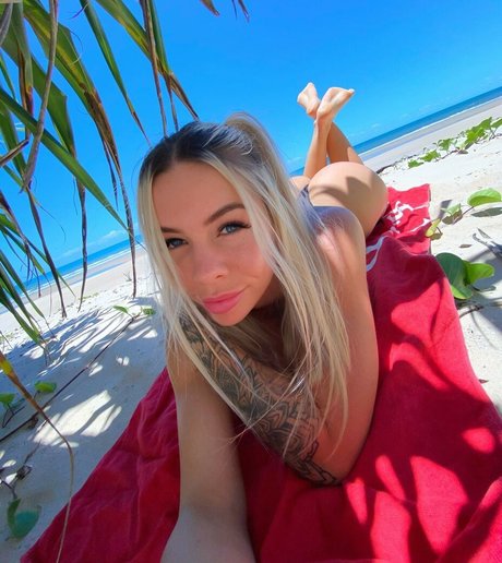 ChloeReneeX hot star picture