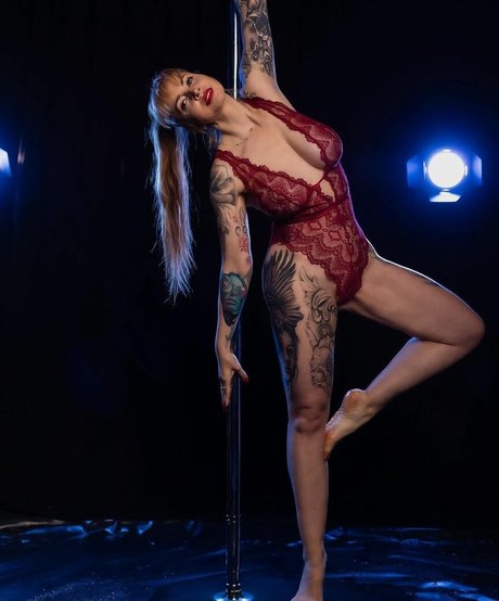 MayasWorld pornstar naked photos