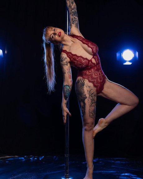 MayasWorld nude actress archive