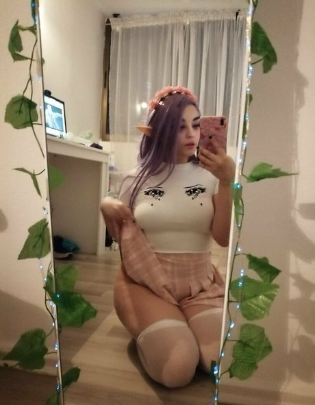 allein grrrl star adult photos