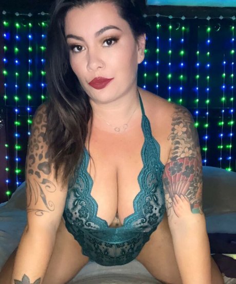 Cuntsuela exclusive model images