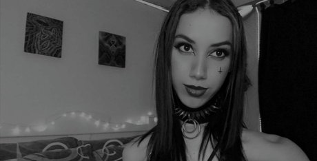 Karoll Valencia pornstar sexy galleries