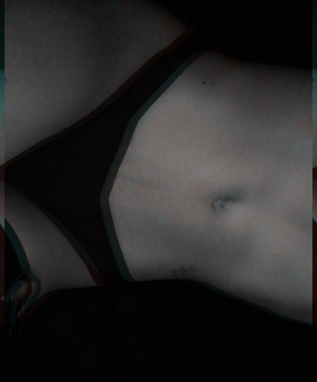 Karoll Valencia naked pornstar photo