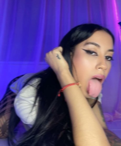 curvy blonde milf onlyfans nudes pic