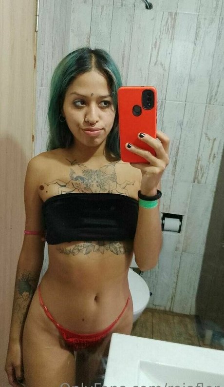 redbunniee star exclusive picture