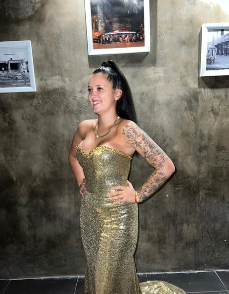 sssof1 pretty pornstar image