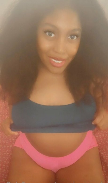 mymisscanada nice model img