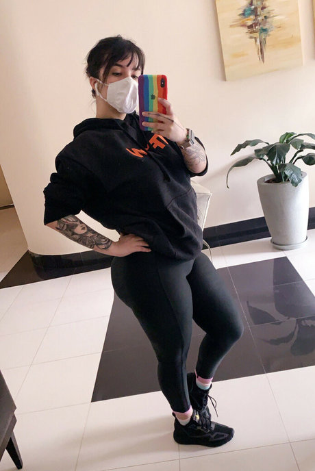 Riyuuka pornstar perfect images