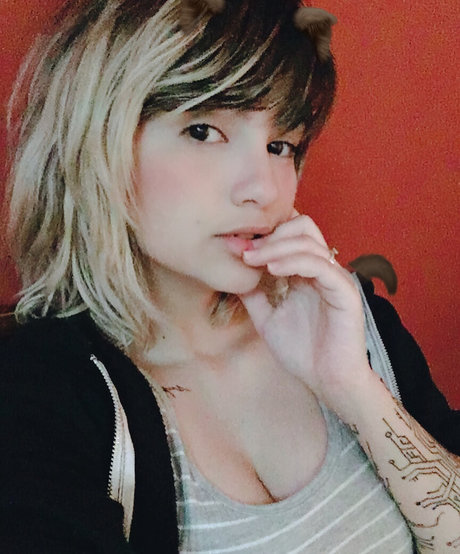 Riyuuka hot star galleries