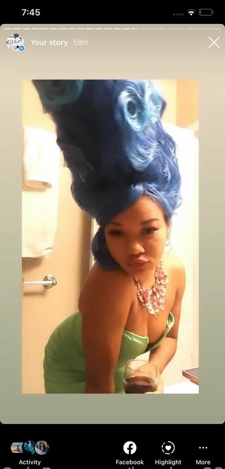 junebug3333 pretty actress photos